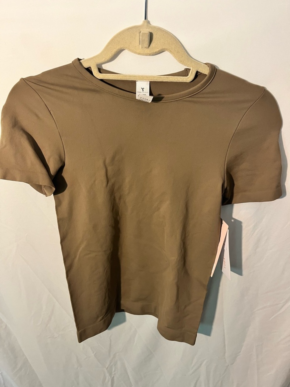 Yogalicious Seamless Classic Short-Sleeve Crewneck T-Shirt - Taupe